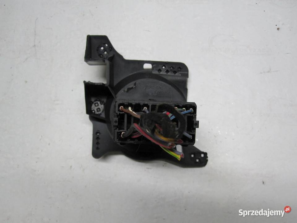 SKODA FABIA II LIFT 11r przełącznik włącznik osobowe