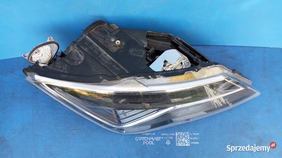 LAMPA REFLEKTOR PRAWY PRZÓD EU SEAT LEON III Lampy przednie Nowy Tomyśl