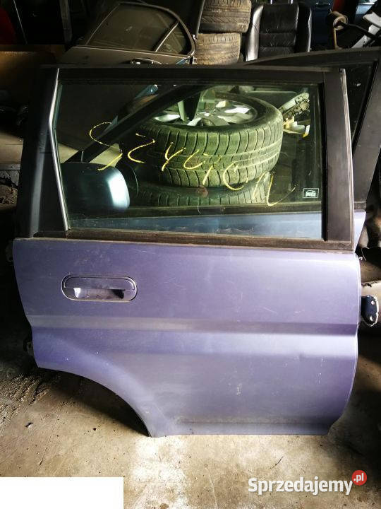 Honda hrv 2004 5d drzwi prawy tyl osobowe Kozubszczyzna