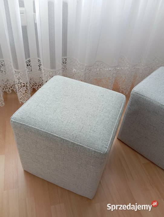 Pufy prawie nowe w kolorze jasnego popielu Pufy i podnóżki Bytom sprzedam