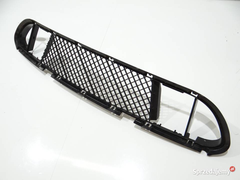 KRATKA ZDERZAKA PRZÓD BMW E61 LCI M PAKIET Motoryzacja Strzyżewice