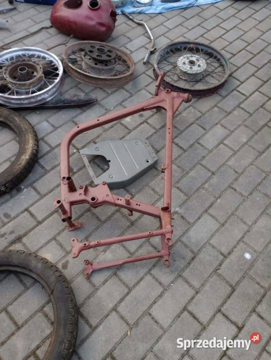 Jawa 250 model 353 osłona łańcucha puszka na podkarpackie Rzeszów sprzedam