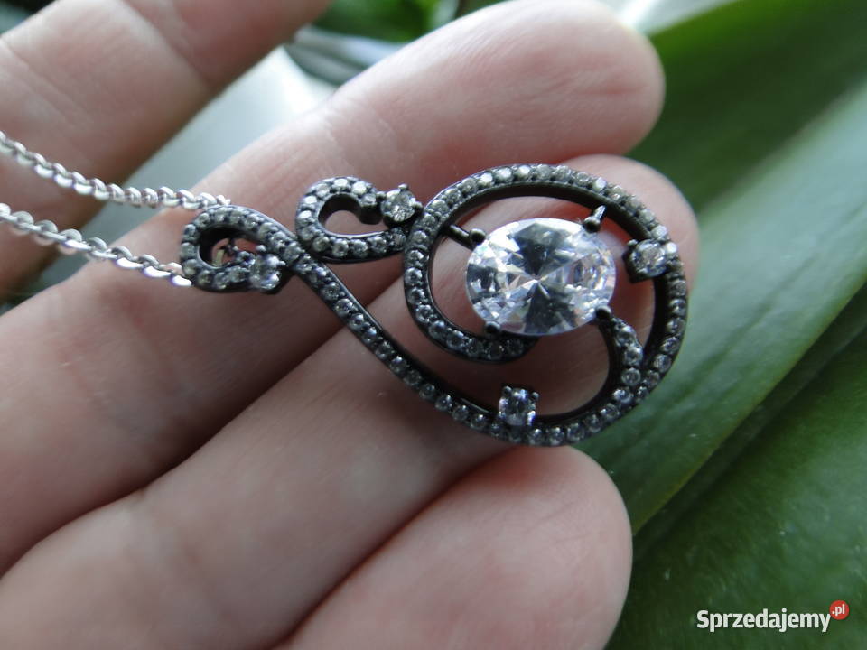 Ozdobny naszyjnik srebro oksydowane i cyrkonie mazowieckie