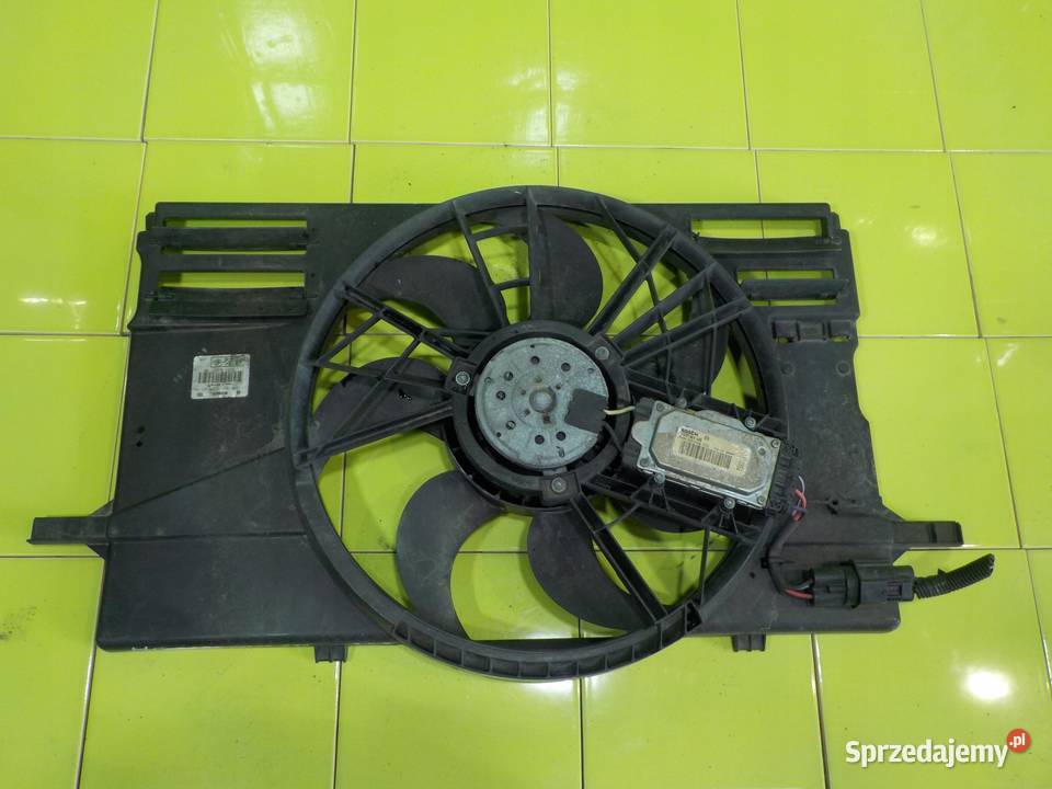 VOLVO C70 II 24 B 06r wentylator chlodnicy osobowe Suków sprzedam