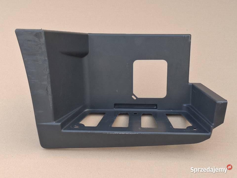 MAN TGL TG3 STOPIEŃ PRAWY DOLNY OBUDOWA WNĘKA ciężarowe Bieleń sprzedam