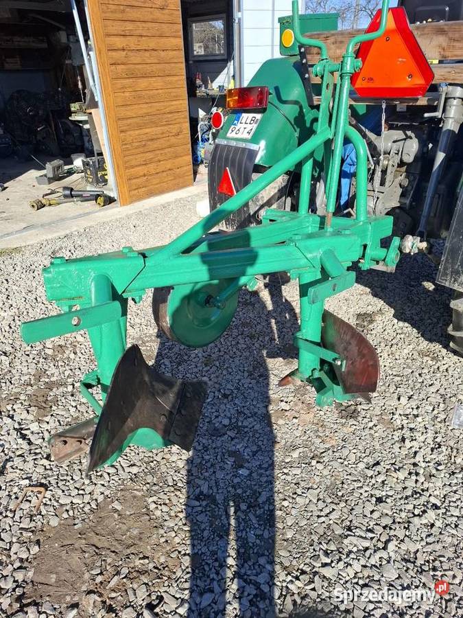Sprzedam pług grudziądz 2 skibowy duży Trzcinica