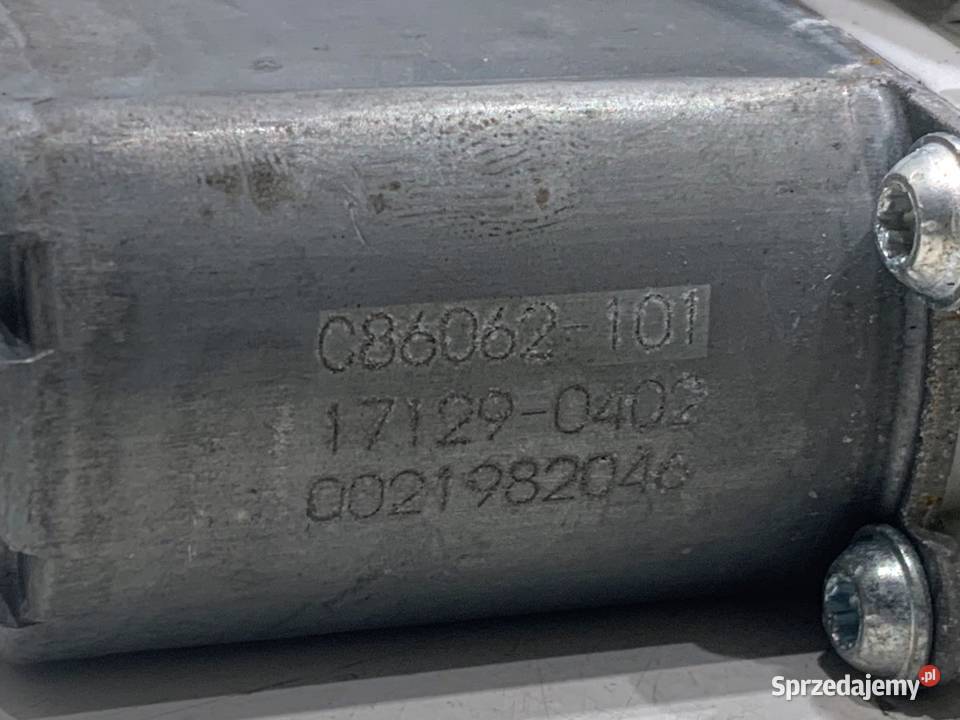 PODNOŚNIK SZYBY PRAWY PRZÓD OPEL ASTRA K