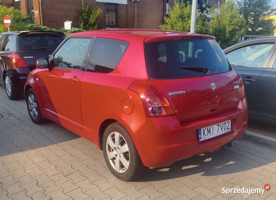 Suzuki Swift mk6 2009 13 benzyna z gazem 215 światła przeciwmgielne