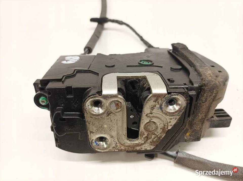 ZAMEK DRZWI PRAWY PRZÓD EU 813203U010 Kia osobowe