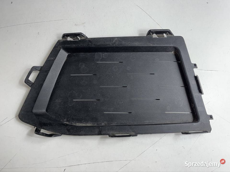 KRATKA ZDERZAKA ATRAPA BOCZNA LEWA BMW 5 G30 wielkopolskie Międzychód sprzedam