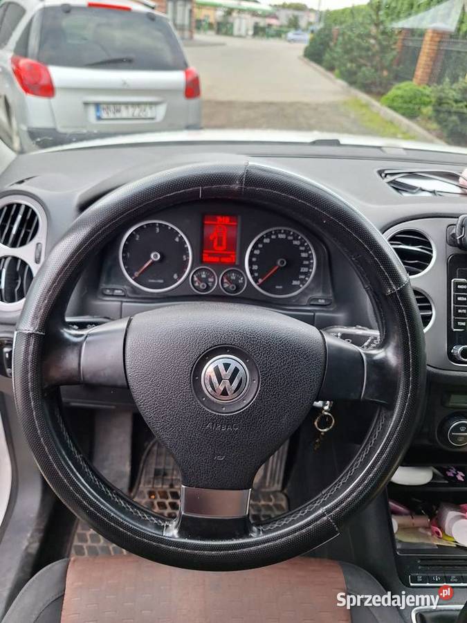Volkswagen Tiguan lakier metallic Bratuszewo