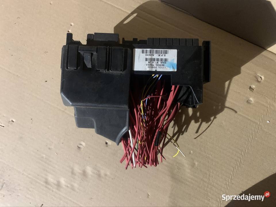 PDBX91 70222 Skrzynka bezpieczników Renault Układ elektryczny, zapłon sprzedam
