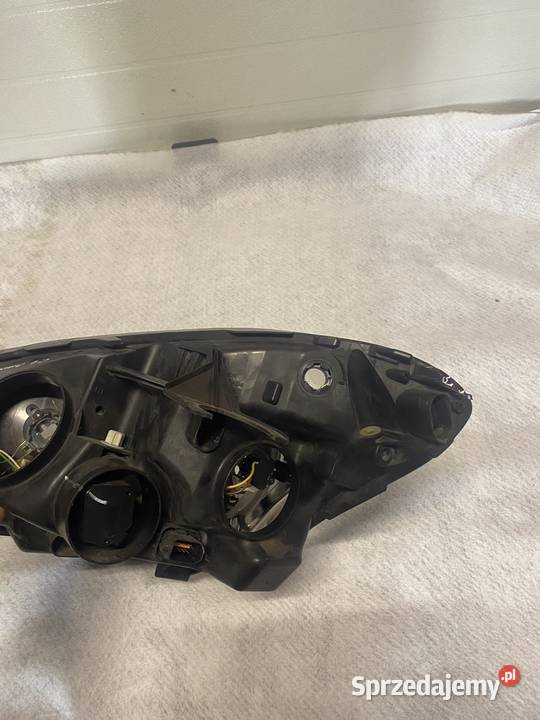 Lampa prawa Citroen C4 Picasso Lift 06 Jasienica sprzedam