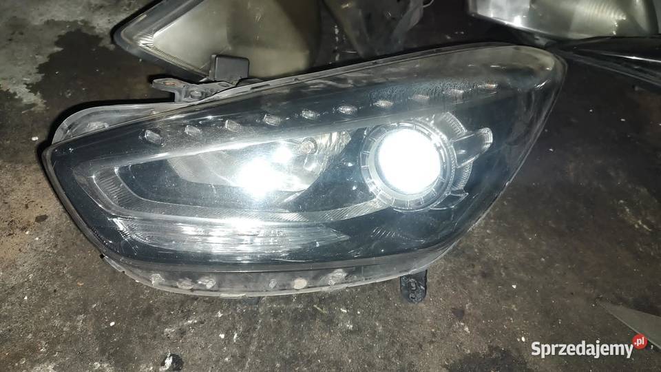 Reflektor lampa lewa przód przednia Hyundai i40 Książ Wielkopolski