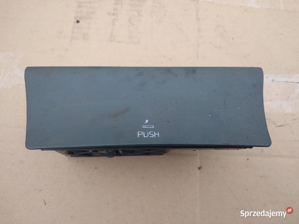Volvo v40 s40 97r popielniczka klapka Bobrówko sprzedam