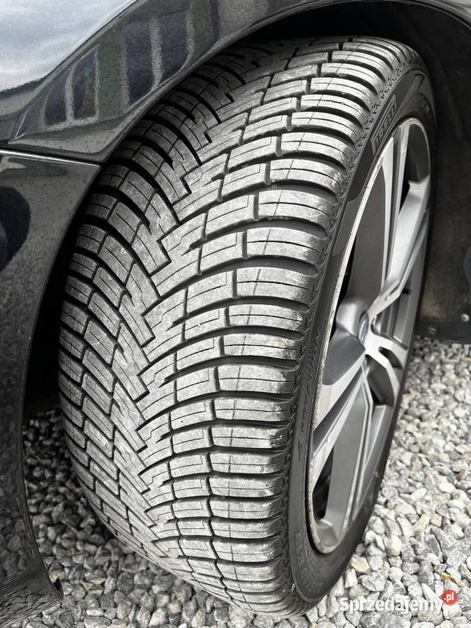 Volvo V60 Rdesign 20 D4 Zarejestrowany diesel Poniatowa sprzedam