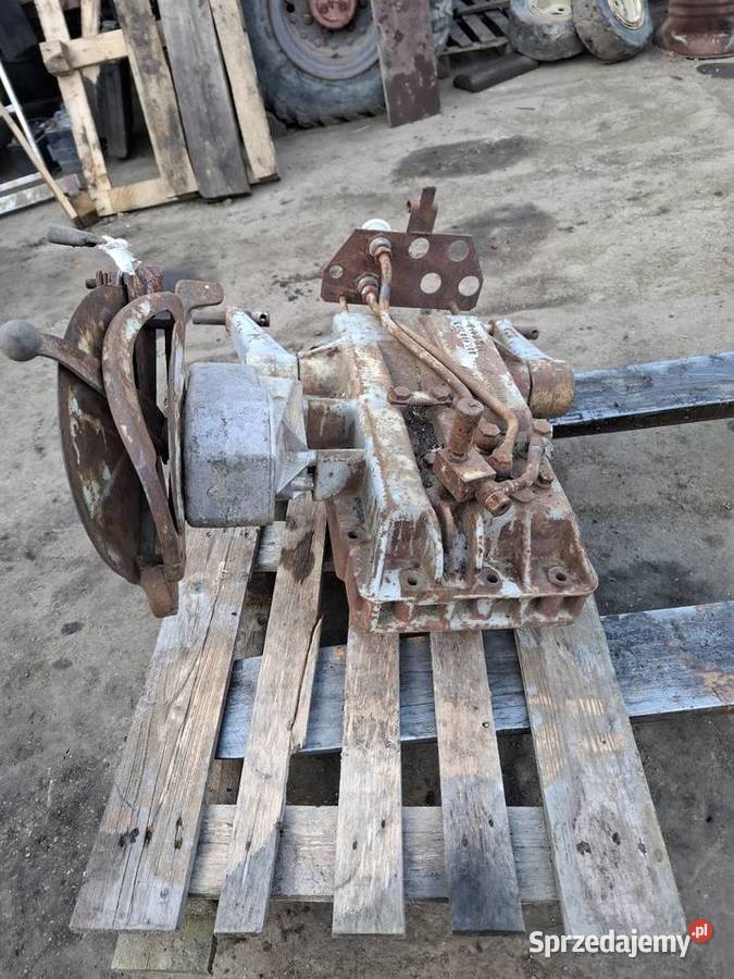 Podnośnik kaczka do ciągnika ursus 1201 Zetor sprzedam