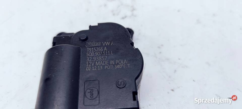 SILNICZEK NAGRZEWNICY AUDI VW SEAT 5Q0907511L Pozostałe Przystajń