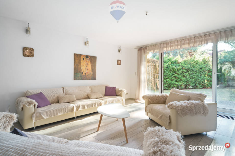 Pół bliżniaka na zamkniętym mini osiedlu Sprzedaż Bobrowiec