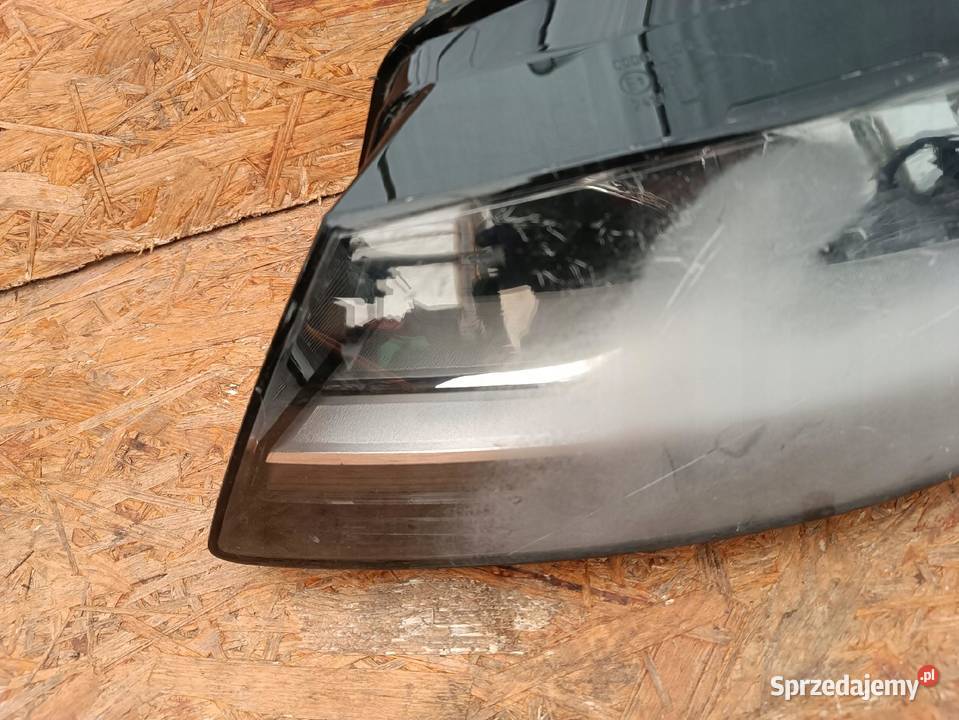 LAMPA LEWY PRZÓD EU 8K0941003 AUDI A4 B8 Nowy Tomyśl