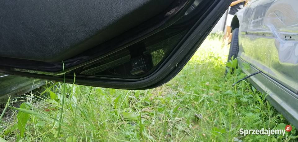 Bmw e46 drzwi tylne prawe sedan kolor czarny Rok produkcji 2000 Aleksandrów Łódzki