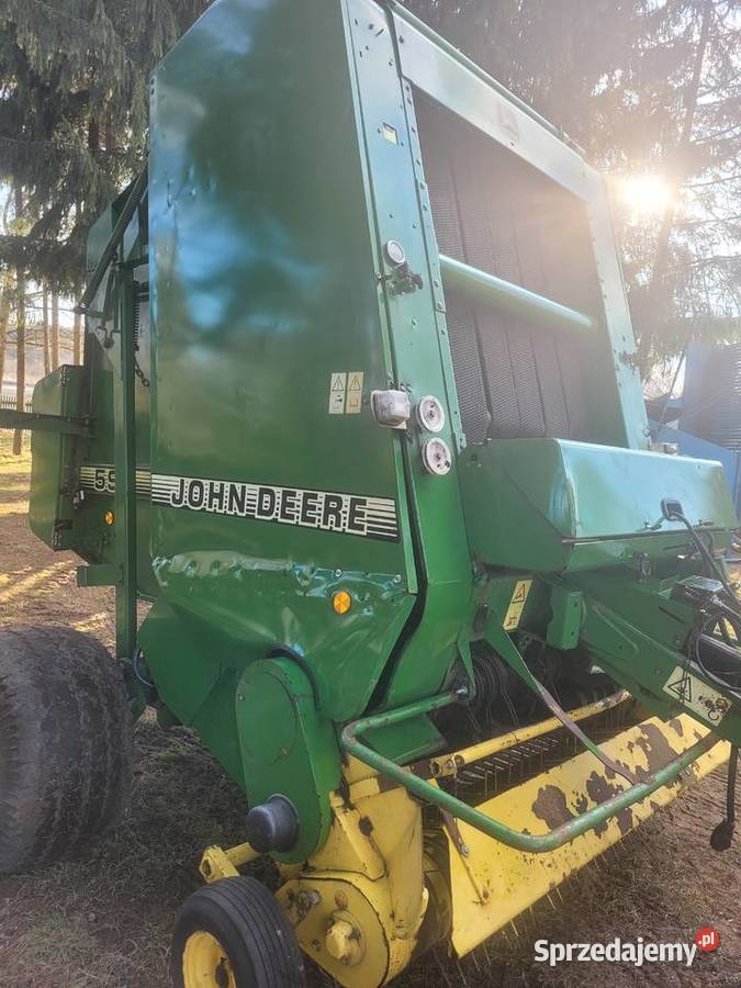 Prasa John Deere 590 Rozsiewacz nawozów sulky Nur