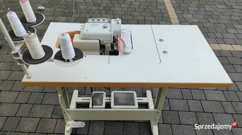 Maszyna krawiecka owerlok SIRUBA Podrzecze