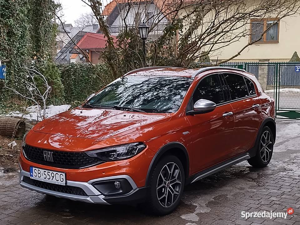 FIAT TIPO CROSS 10 T3 Myślenice