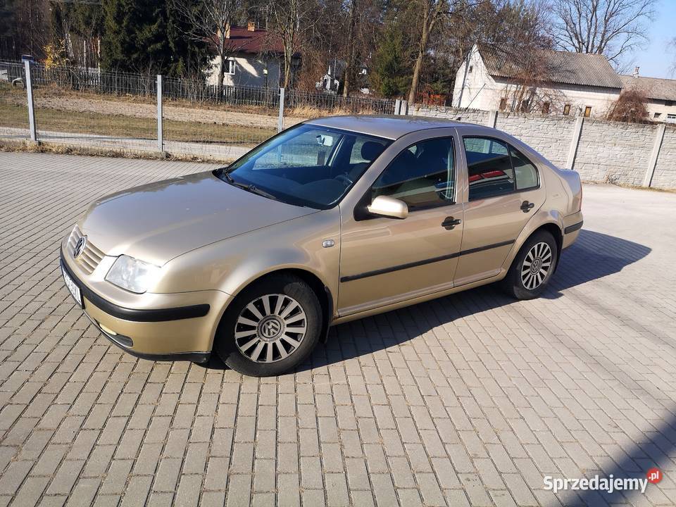 VOLKSWAGEN BORA 1.6 BENZYNA-GAZ