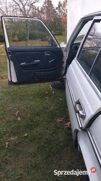 Merceded w123 diesel 24 4 cylindry 20 Kuryłówka