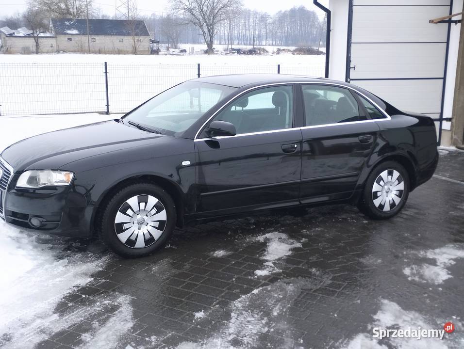 Sprzedam Audi A4 sedan 330km