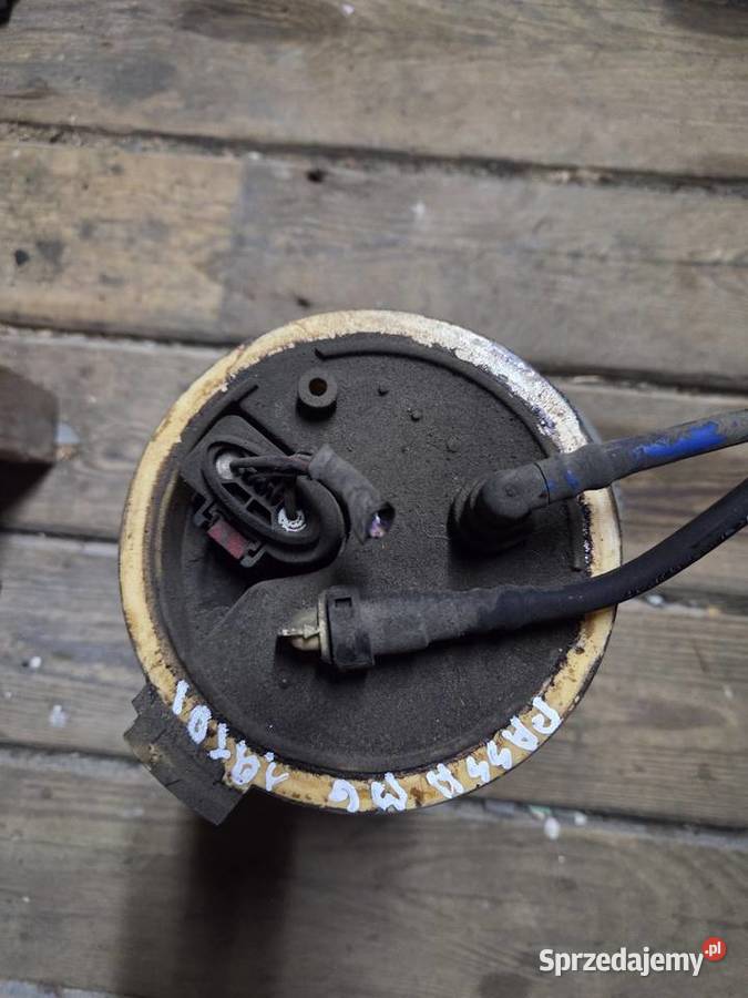 Pompka paliwa Volkswagen Passat b6 20 diesel osobowe Łagów sprzedam