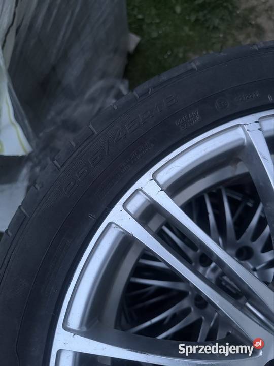 Na sprzedaż felgi bmw e90 5x120 et35 opony 8j