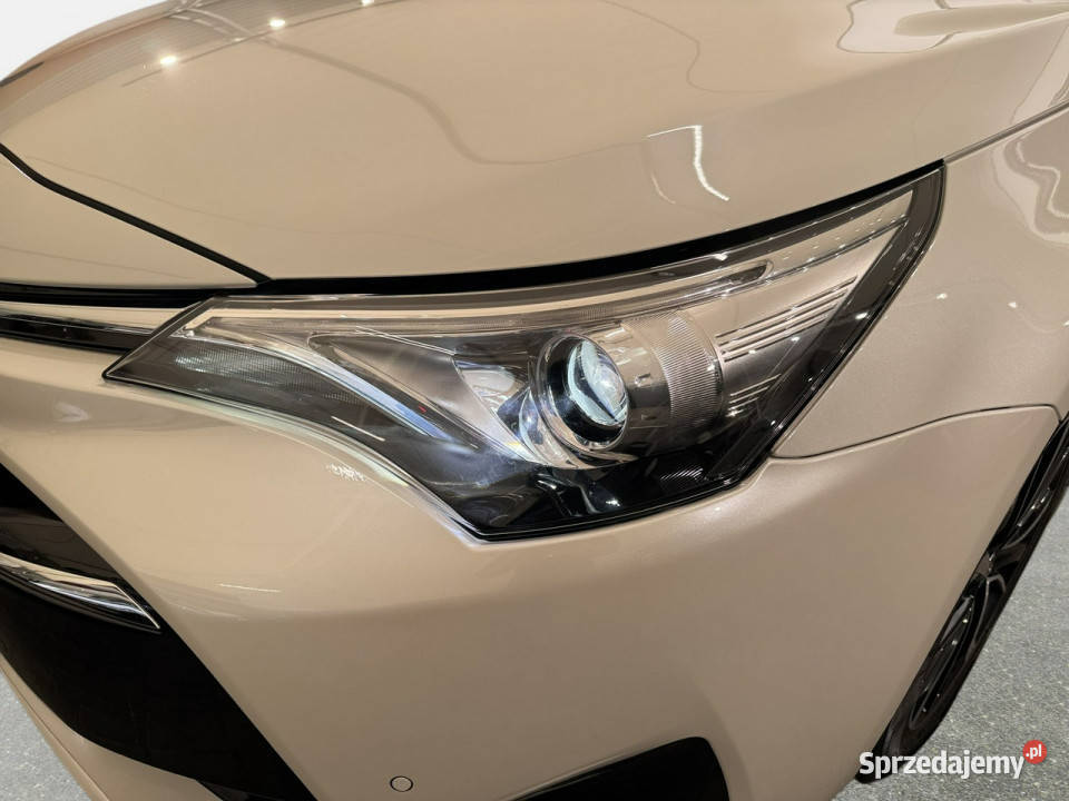 Toyota Avensis VAT 23 Premium 20 152 automat możliwa zamiana