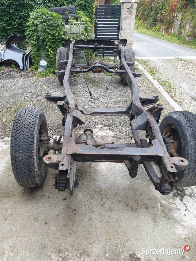 Skrzynia biegów Nissan patrol k 260 y 60 28 Rok produkcji 1991 Części Krosno sprzedam