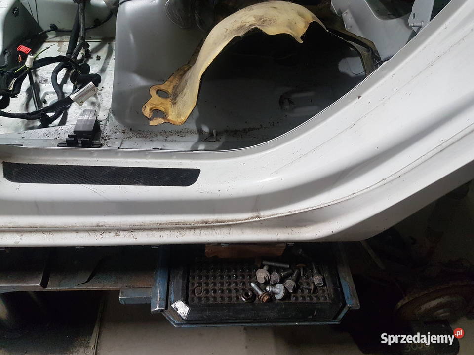PEUGEOT 3008 I PROG LEWY SLUPEK LEWY PRZOD Rok produkcji 2012 Turkowice