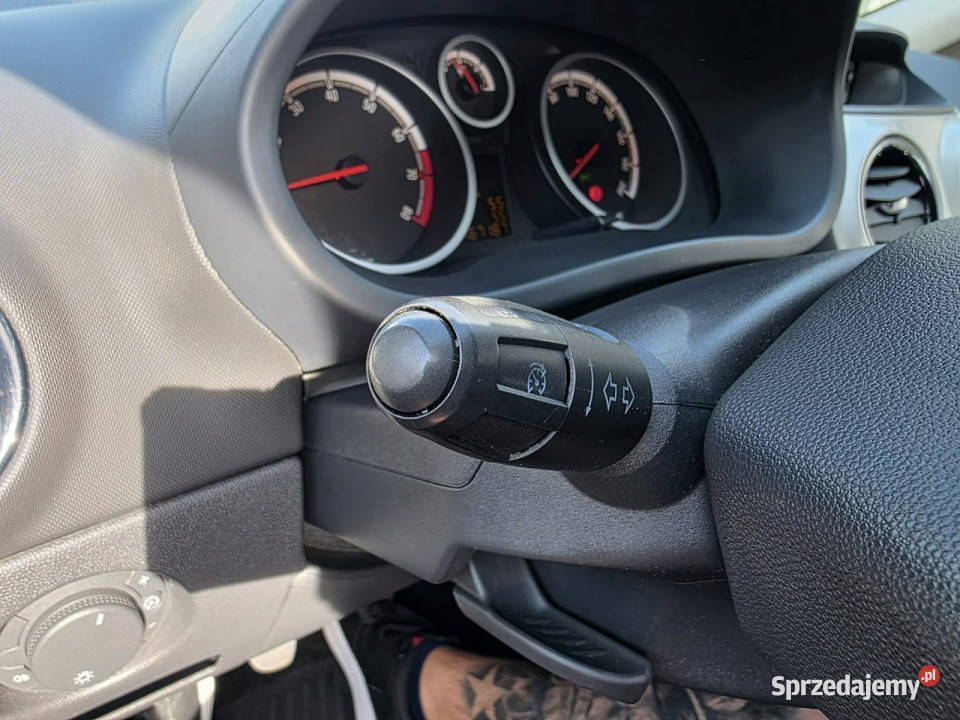 Opel Corsa 10 Benzyna 60 Klimatyzacja Alufelgi ASR (kontrola trakcji) pomorskie Słupsk