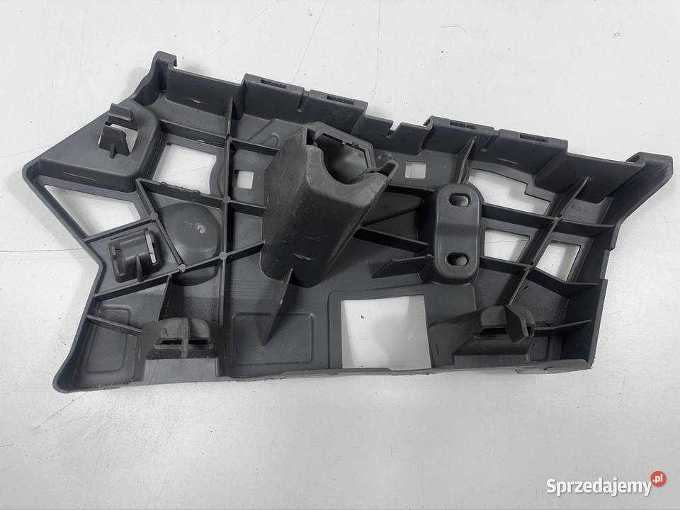 SKODA SCALA ŚLIZG SPRYSKIWACZA PRAWY 657807065 osobowe Pozostałe