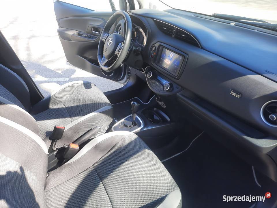 Toyota Yaris 15111 y20 Anniversary AUTOMAT Klima nawigacja Jaśkowice