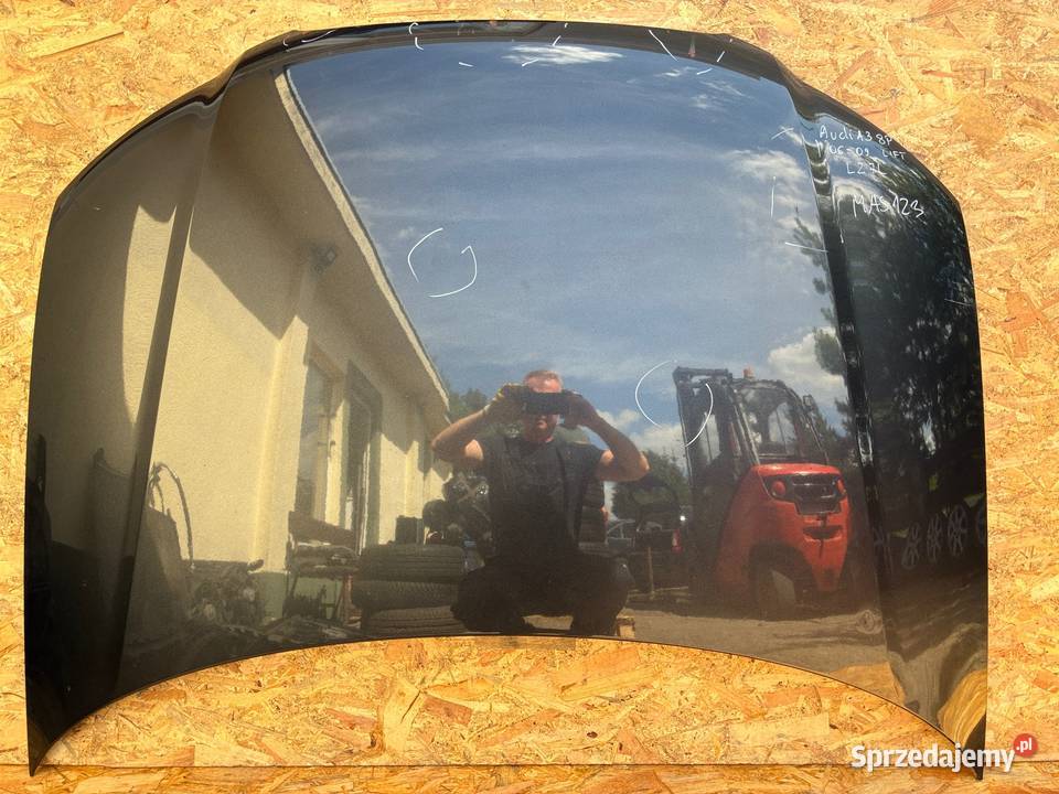Audi A3 8P lift 0609 kod lak LZ7 L MASKA POKRYWA Słowikowo