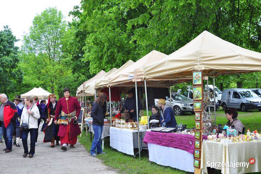 Namioty ekspresowe wynajem montaż transport Usługi dla firm Lublin