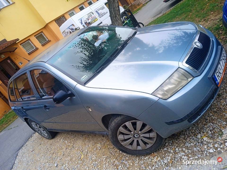 Skoda Fabia 14MPI kombi 2002r Dębica sprzedam