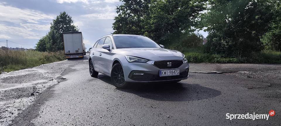 Seat Leon 10 90 2021r benzyna małopolskie Wieliczka