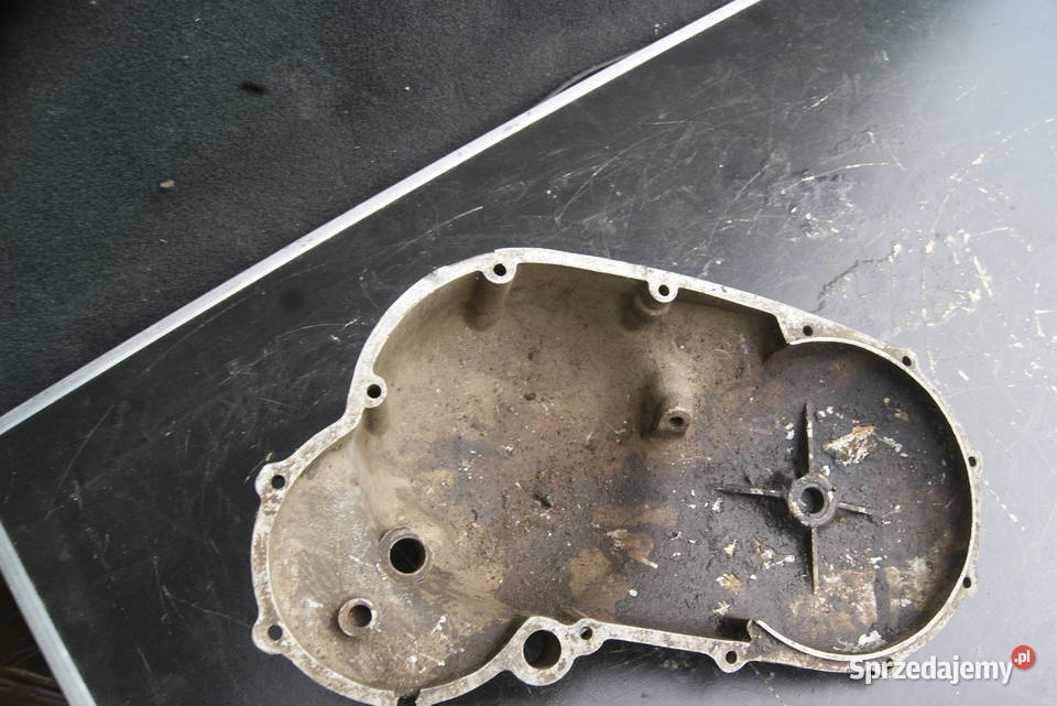 DEKIEL SILNIKA POKRYWA SILNIKA TRIUMPH 204 B Skrzynie biegów Skrzynie biegów Rybnik