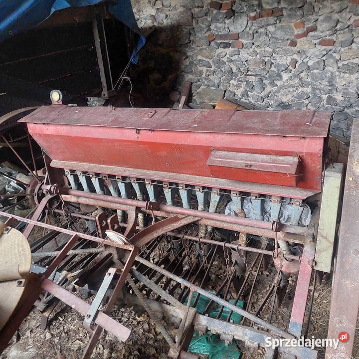 Siewnik do zboża Woźniki