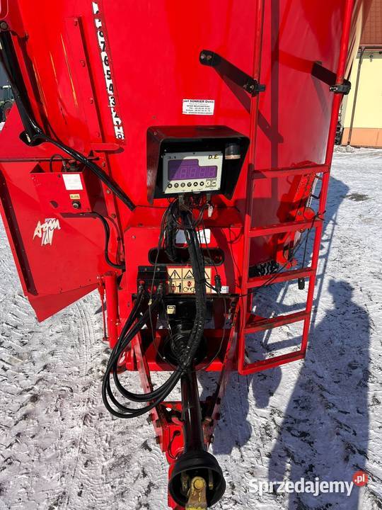 Wóz paszowy paszowóz 12m3 AGM SILOFARMER Kuhn sprzedam