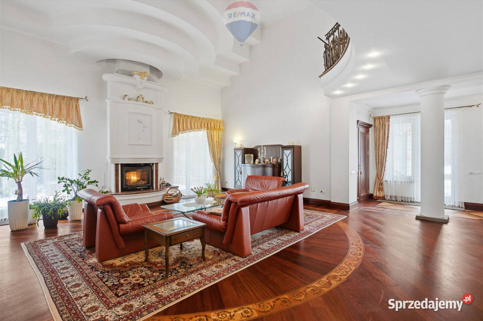 Luksusowa rezydencja z basenem i bacówką 12 ha 5473zł/m2 łódzkie