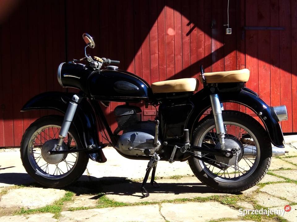 MZ ES 2501 Jaskółka podkarpackie