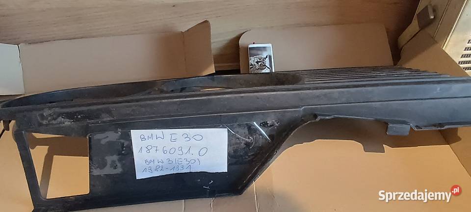 Atrapa okular przód lewy BMW E 30 18760910 Kalisz