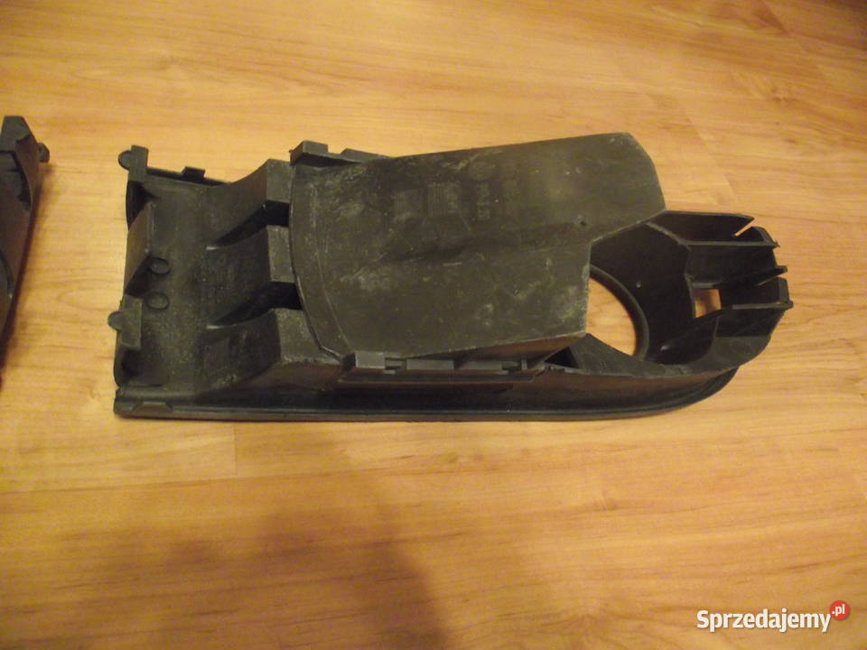 Vw Polo 2002 Kratki w zderzak Atrapy Wrocław